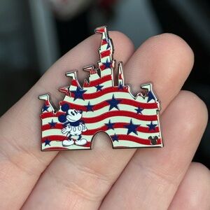 Disneyland Hidden Disney 2025 Americana Patriotic Castle Mystery Pin